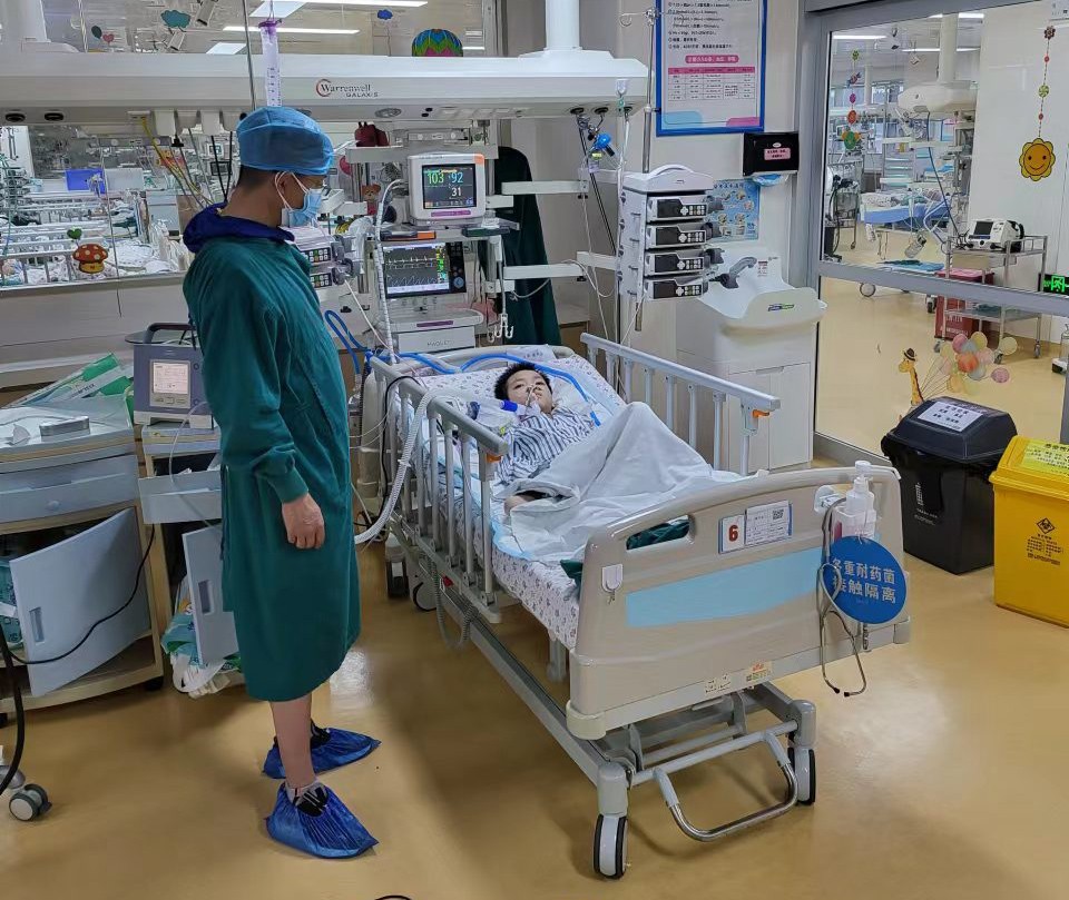 聂荣县跨省救护车出租公司