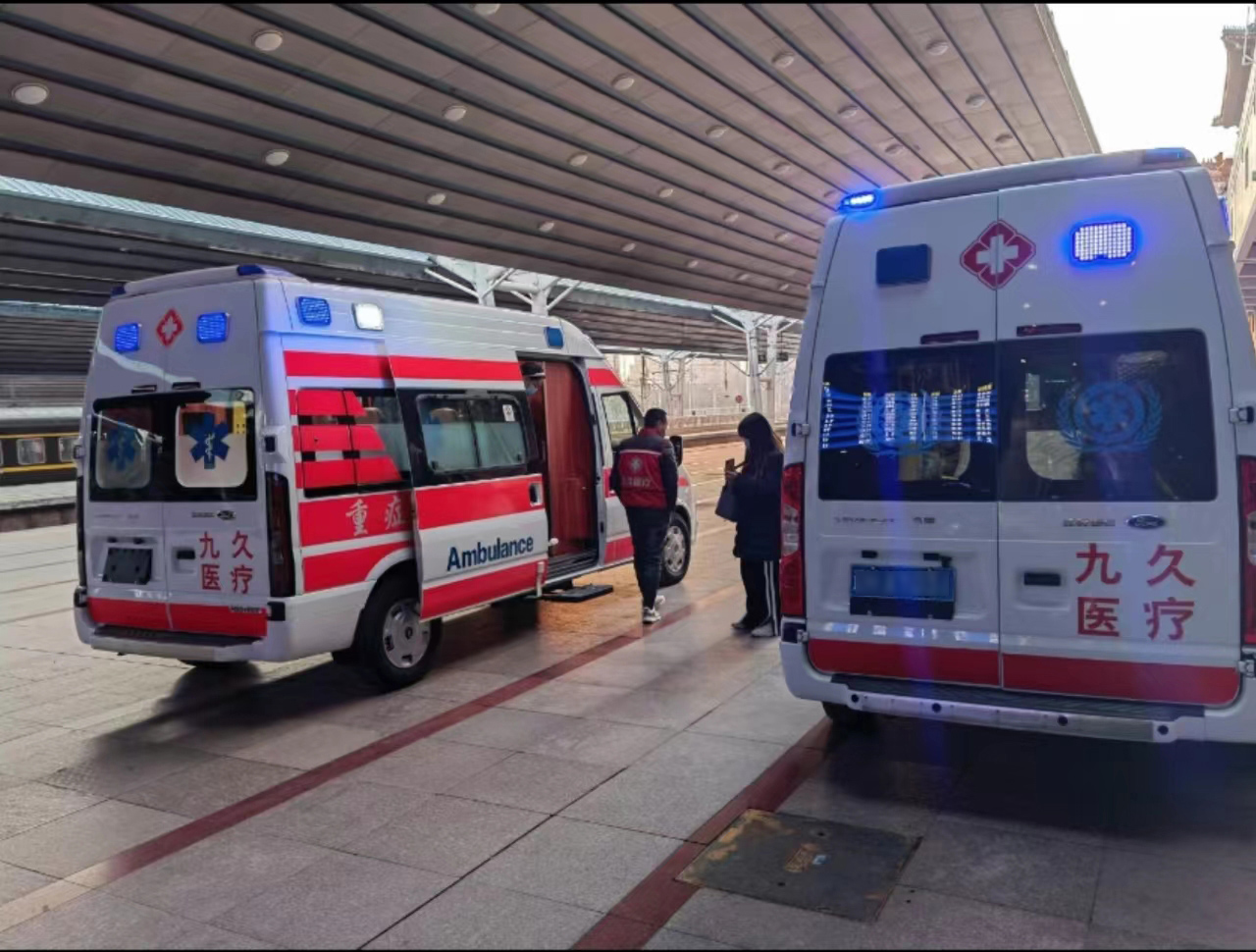 聂荣县救护车长途转运